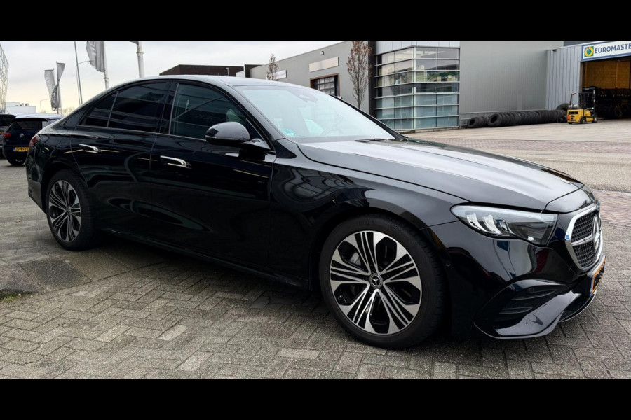 Mercedes-Benz E-Klasse 200 CZAA055A