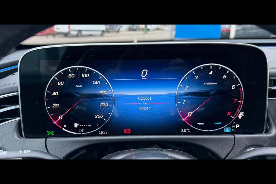 Mercedes-Benz E-Klasse 200 CZAA055A