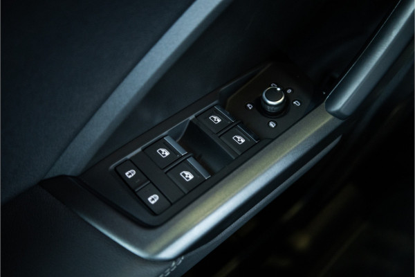 Audi Q3 45 TFSI e S edition - S Line | Panorama | Sonos | 360 Camera
