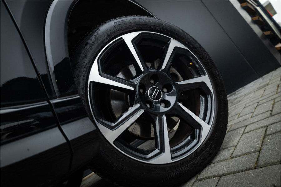 Audi Q3 45 TFSI e S edition - S Line | Panorama | Sonos | 360 Camera