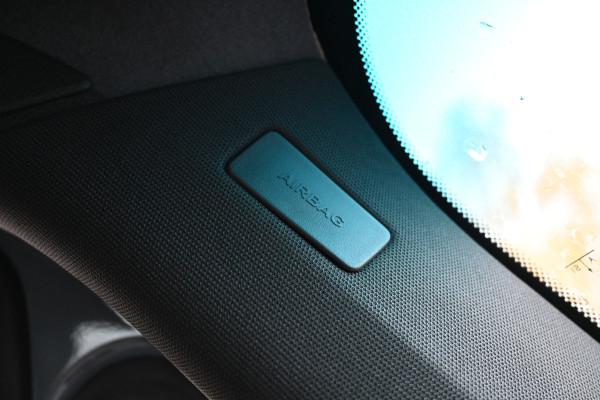 Mercedes-Benz Sprinter 319 CDI 4x4 L2H2 Pro Draaistoelen, Distronic, LED, Electrische schuifdeur