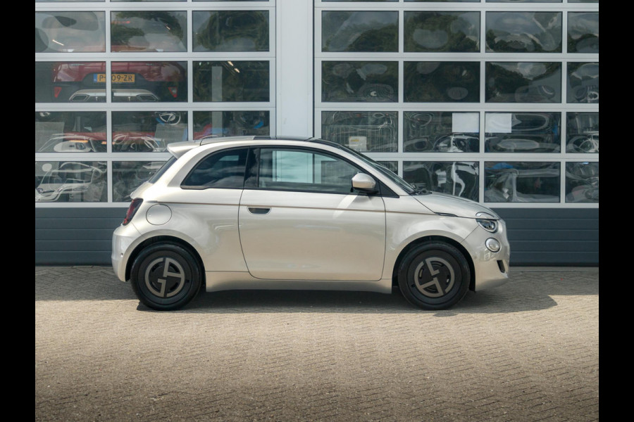Fiat 500E Giorgio Armani Edition 42 kWh | 17% Bijtelling | Zeer Exclusief | Beperkte Oplage !
