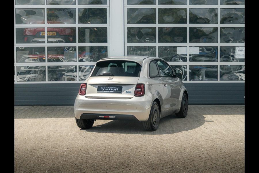Fiat 500E Giorgio Armani Edition 42 kWh | 17% Bijtelling | Zeer Exclusief | Beperkte Oplage !