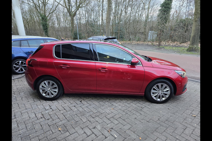 Peugeot 308 1.2 PureTech Allure | 2E EIGENAAR | 12MND GARANTIE | PANO DAK | NAVI | NW DISTR RIEM | TREKHAAK |