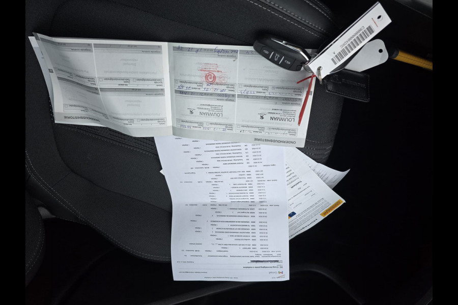 Peugeot 308 1.2 PureTech Allure | 2E EIGENAAR | 12MND GARANTIE | PANO DAK | NAVI | NW DISTR RIEM | TREKHAAK |