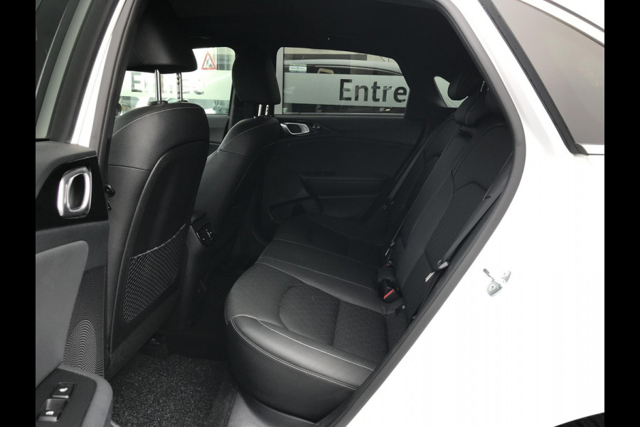 Kia Ceed 1.5 GT-PlusLine 160PK Automaat 7 JAAR GARANTIE Kia Ceed 1.5 GT-Line 160PK Automaat 7 JAAR GARANTIE