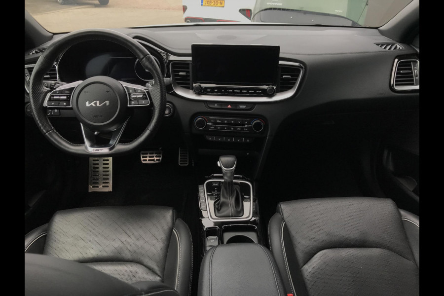Kia Ceed 1.5 GT-PlusLine 160PK Automaat 7 JAAR GARANTIE Kia Ceed 1.5 GT-Line 160PK Automaat 7 JAAR GARANTIE