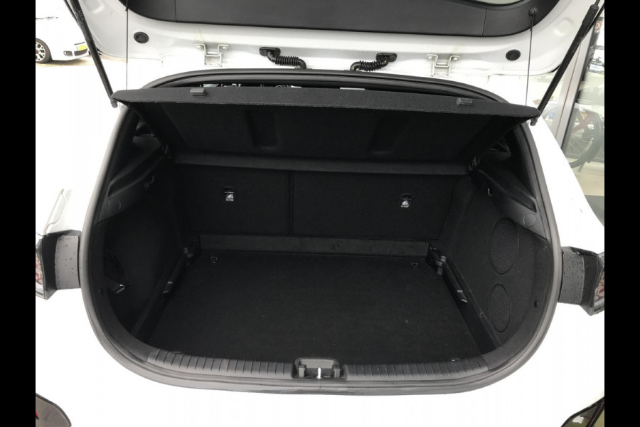 Kia Ceed 1.5 GT-PlusLine 160PK Automaat 7 JAAR GARANTIE Kia Ceed 1.5 GT-Line 160PK Automaat 7 JAAR GARANTIE