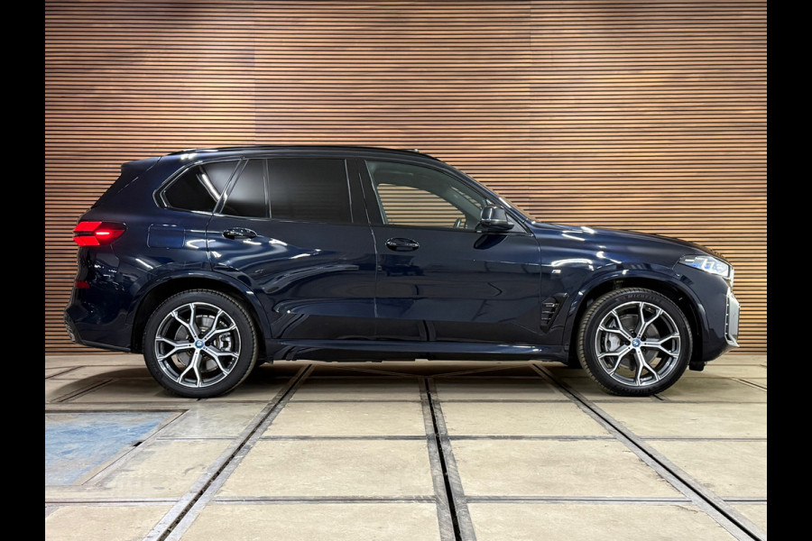 BMW X5 XDrive50e M-Sport | Pano | Sky Lounge | Innovatie-pakket | Harman/Kardon | Driving Assistant Professional | Comfort Pakket
