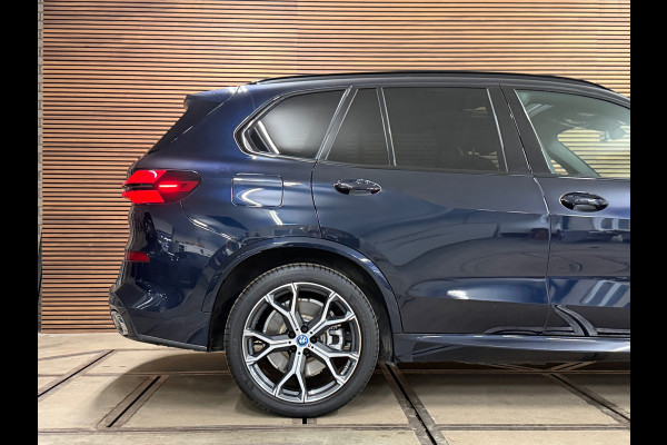BMW X5 XDrive50e M-Sport | Pano | Sky Lounge | Innovatie-pakket | Harman/Kardon | Driving Assistant Professional | Comfort Pakket
