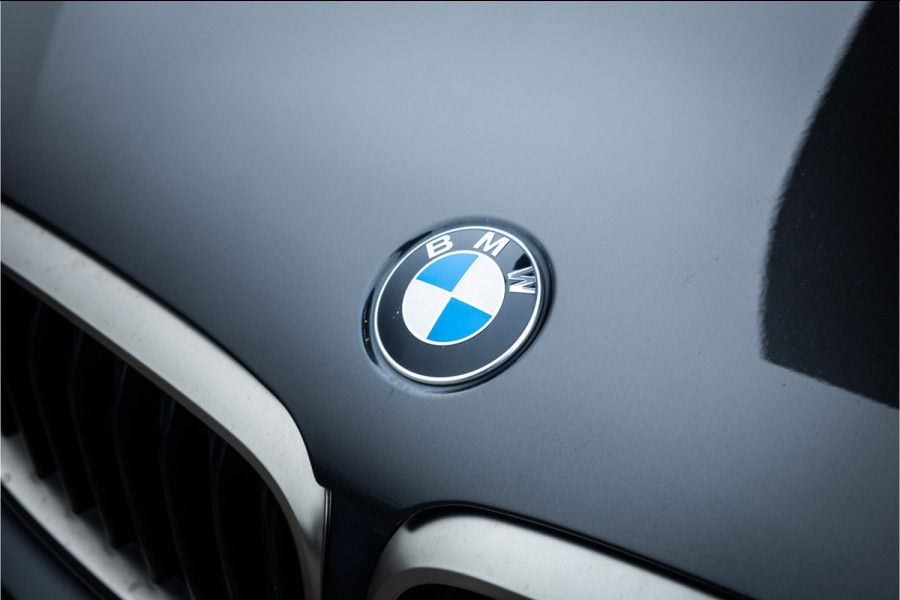 BMW 5 Serie 520i High Executive Edition - M Sport | Panorama | H&K | Memory