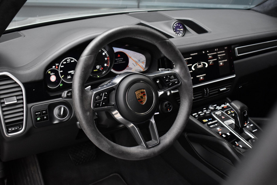 Porsche Cayenne Coupé 3.0 E-Hybrid 462pk Lightweight Sport Package | Carbon Dak | ACC | 22'' GT Design | Matrix PDLS+ | Luchtvering | 360 Camera |