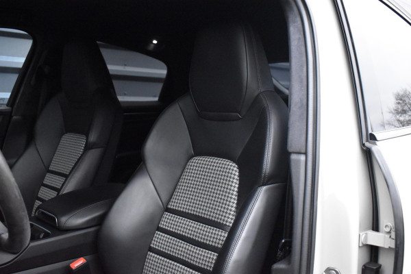 Porsche Cayenne Coupé 3.0 E-Hybrid 462pk Lightweight Sport Package | Carbon Dak | ACC | 22'' GT Design | Matrix PDLS+ | Luchtvering | 360 Camera |