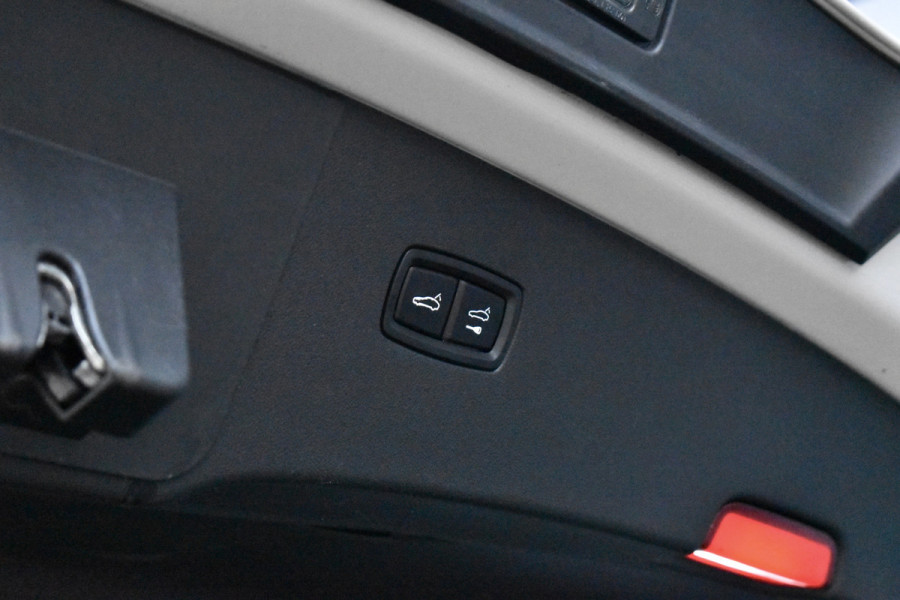 Porsche Cayenne Coupé 3.0 E-Hybrid 462pk Lightweight Sport Package | Carbon Dak | ACC | 22'' GT Design | Matrix PDLS+ | Luchtvering | 360 Camera |