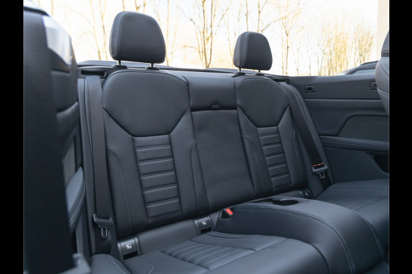 BMW 4 Serie Cabrio M440i xDrive - Trekhaak - Driving Ass Prof - Harman Kardon - Camera