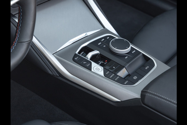 BMW 4 Serie Cabrio M440i xDrive - Trekhaak - Driving Ass Prof - Harman Kardon - Camera