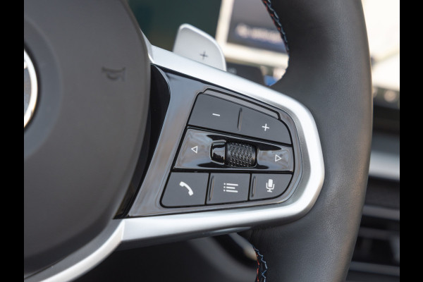 BMW 4 Serie Cabrio M440i xDrive - Trekhaak - Driving Ass Prof - Harman Kardon - Camera