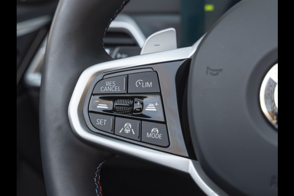 BMW 4 Serie Cabrio M440i xDrive - Trekhaak - Driving Ass Prof - Harman Kardon - Camera