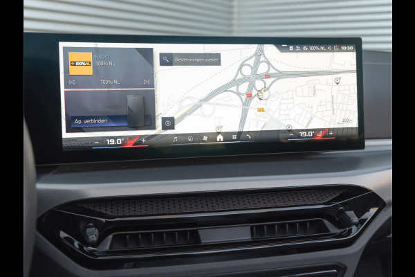 BMW 4 Serie Cabrio M440i xDrive - Trekhaak - Driving Ass Prof - Harman Kardon - Camera