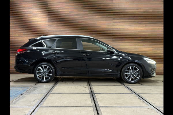 Hyundai i30 Wagon 1.0 T-GDi MHEV Premium | Camera | CarPlay | Cruise | LED | Winter pakket | DAB+ | Rijassistent Pakket Plus |