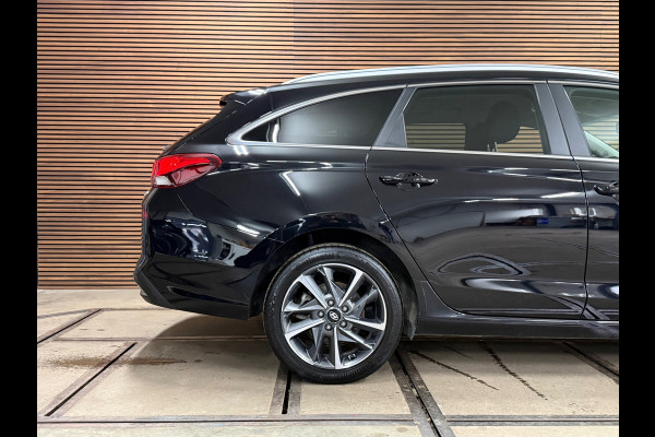 Hyundai i30 Wagon 1.0 T-GDi MHEV Premium | Camera | CarPlay | Cruise | LED | Winter pakket | DAB+ | Rijassistent Pakket Plus |