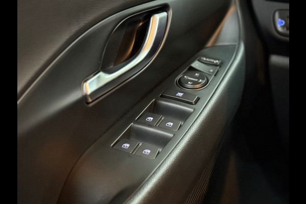 Hyundai i30 Wagon 1.0 T-GDi MHEV Premium | Camera | CarPlay | Cruise | LED | Winter pakket | DAB+ | Rijassistent Pakket Plus |