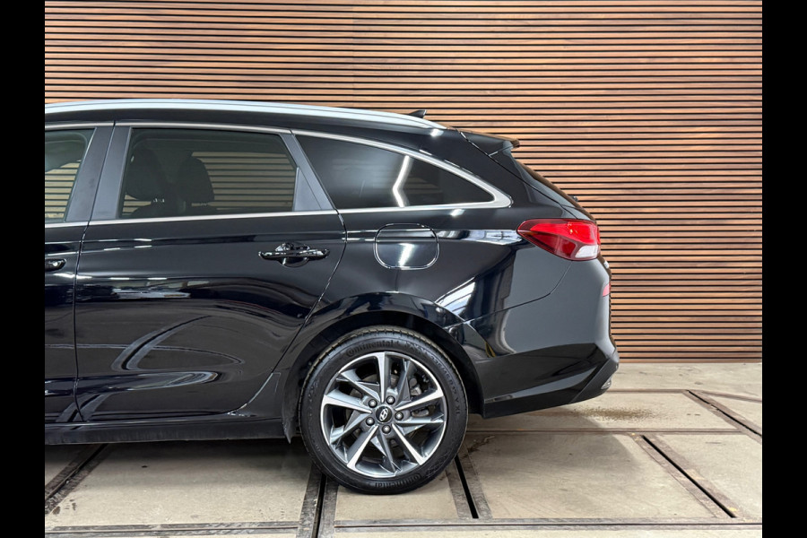 Hyundai i30 Wagon 1.0 T-GDi MHEV Premium | Camera | CarPlay | Cruise | LED | Winter pakket | DAB+ | Rijassistent Pakket Plus |