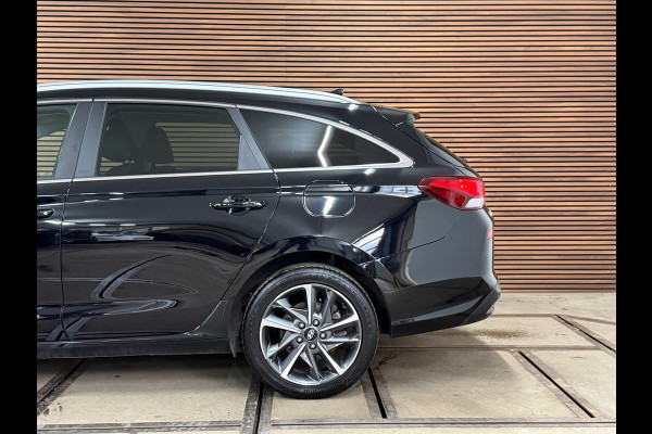 Hyundai i30 Wagon 1.0 T-GDi MHEV Premium | Camera | CarPlay | Cruise | LED | Winter pakket | DAB+ | Rijassistent Pakket Plus |