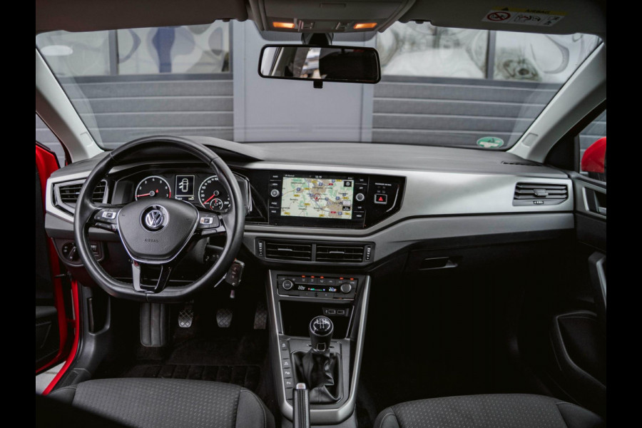Volkswagen Polo 1.0 TSI Comfortline Business Navi|PDC|Carplay|Clima|Mode-knop