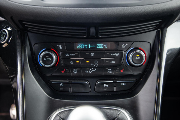 Ford Kuga 1.5 EcoBoost ST Line CAMERA / CARPLAY / TREKHAAK / 2000 KG / STOEVERWRMING / 150 PK