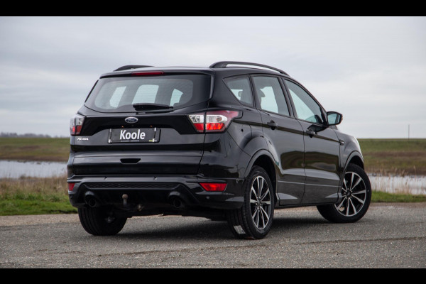 Ford Kuga 1.5 EcoBoost ST Line CAMERA / CARPLAY / TREKHAAK / 2000 KG / STOEVERWRMING / 150 PK