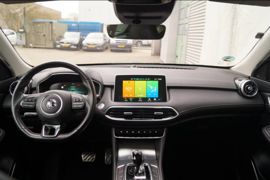 MG EHS 1.5 TGDI PHEV Luxury -PANO-LEER-CAM-ECC-