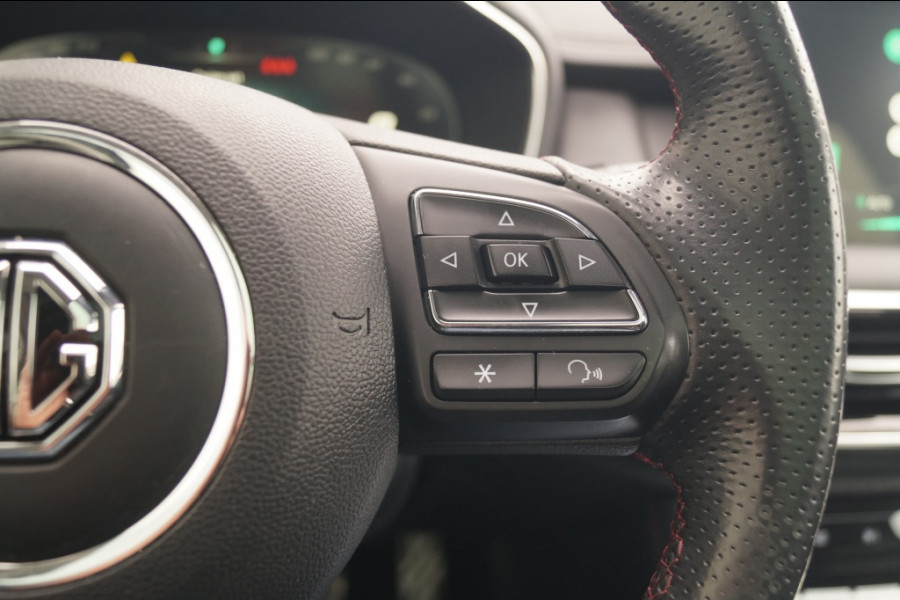 MG EHS 1.5 TGDI PHEV Luxury -PANO-LEER-CAM-ECC-