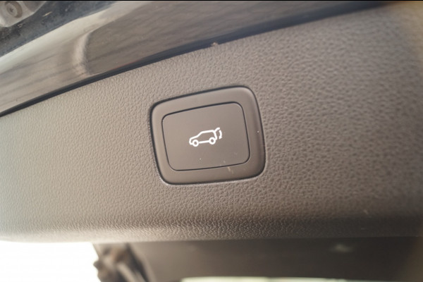 MG EHS 1.5 TGDI PHEV Luxury -PANO-LEER-CAM-ECC-