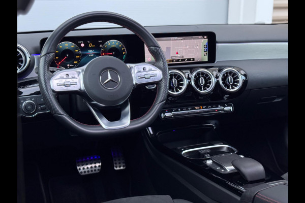 Mercedes-Benz A-Klasse 250 e AMG Line Pano/Sfeer/Camera