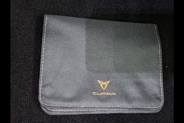 CUPRA Born Business 62 kWh | Navigatie | Apple Carplay/Android Auto | Camera Parkeersensoren | Adaptive Cruise Control | Stuurverwarming | Full Led | Climate Control | Lichtmetalen Velgen