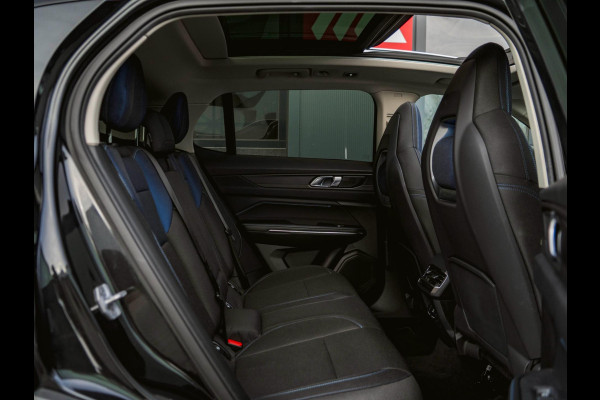 Lynk & Co 01 1.5 Panoramadak/360° Camera/ACC/Stoelverwarming