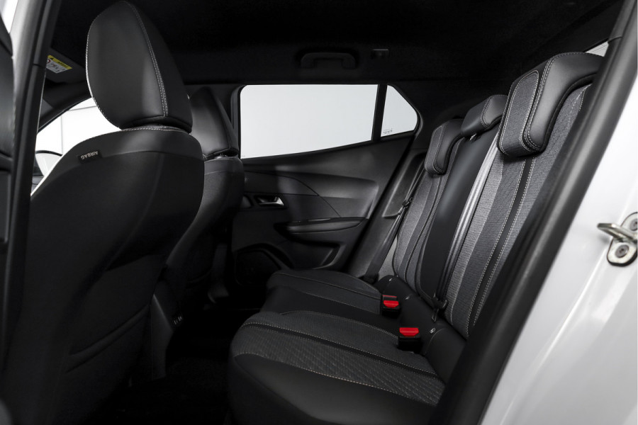 Peugeot 2008 1.2 Hybrid 145 Allure - Automaat | Dig. Cockpit | Adapt. Cruise | Stoelverw. | PDC | Camera | App. Connect | ECC | DAB | LM 17" | 5381