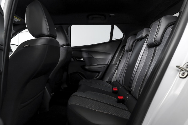 Peugeot 2008 1.2 Hybrid 145 Allure - Automaat | Dig. Cockpit | Adapt. Cruise | Stoelverw. | PDC | Camera | App. Connect | ECC | DAB | LM 17" | 5381