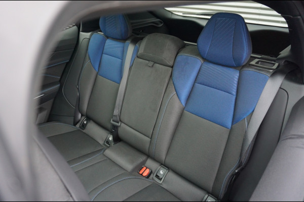 Lynk & Co 01 262PK PHEV AUTOMAAT | BLACK EDITION | PANO | 360CAMERA | 2023