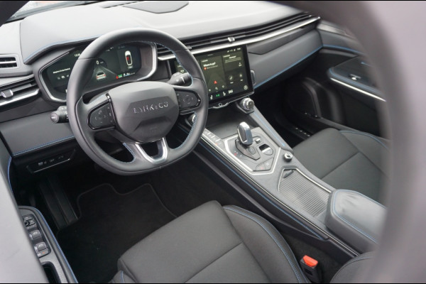 Lynk & Co 01 262PK PHEV AUTOMAAT | BLACK EDITION | PANO | 360CAMERA | 2023