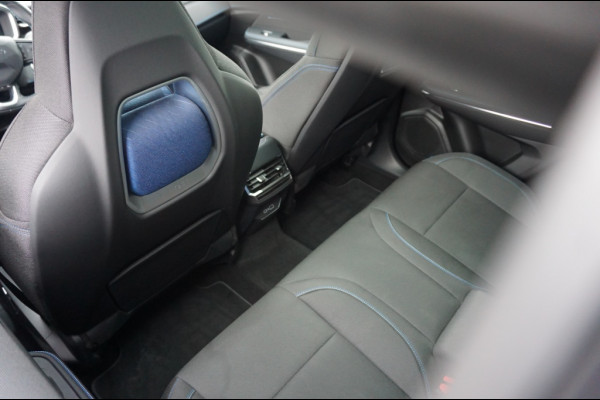 Lynk & Co 01 262PK PHEV AUTOMAAT | BLACK EDITION | PANO | 360CAMERA | 2023