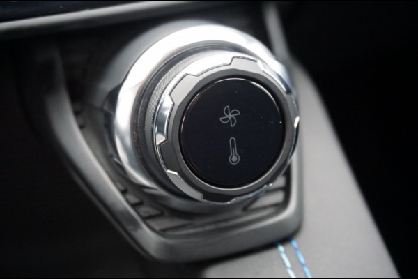 Lynk & Co 01 262PK PHEV AUTOMAAT | BLACK EDITION | PANO | 360CAMERA | 2023