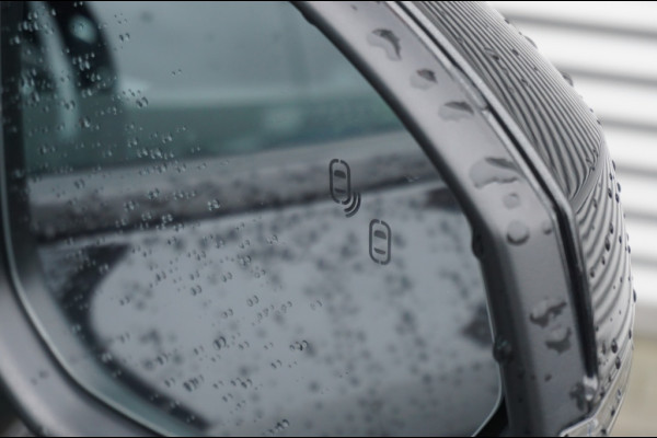 Lynk & Co 01 262PK PHEV AUTOMAAT | BLACK EDITION | PANO | 360CAMERA | 2023