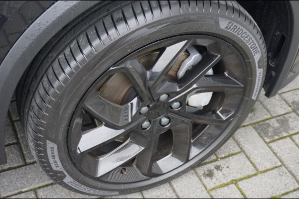 Lynk & Co 01 262PK PHEV AUTOMAAT | BLACK EDITION | PANO | 360CAMERA | 2023