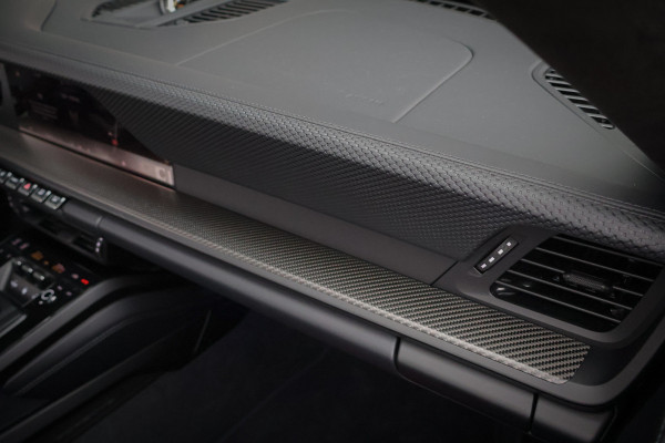 Porsche 911 4.0 GT3 Touring | 992.2 FACELIFT | LIFT | CARBON DAK | ACHTERASBESTURING | YELLOW DETAILS | BOSE AUDIO | CRHONO PACKAGE | STOELV