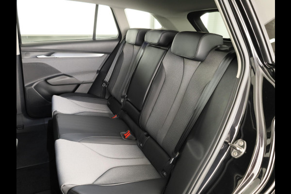 Škoda Enyaq 60 Selection 204pk | Adptive Cruise Control | Blind Spot | Carplay