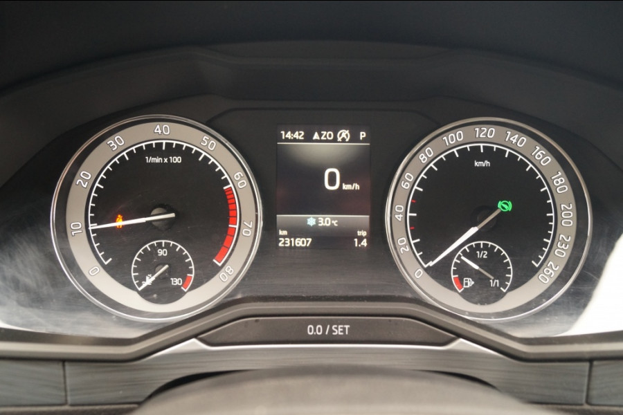 Škoda Superb Combi 1.5 TSI 150pk DSG Business Edition -NAVI-ECC-