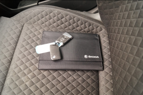 Škoda Superb Combi 1.5 TSI 150pk DSG Business Edition -NAVI-ECC-