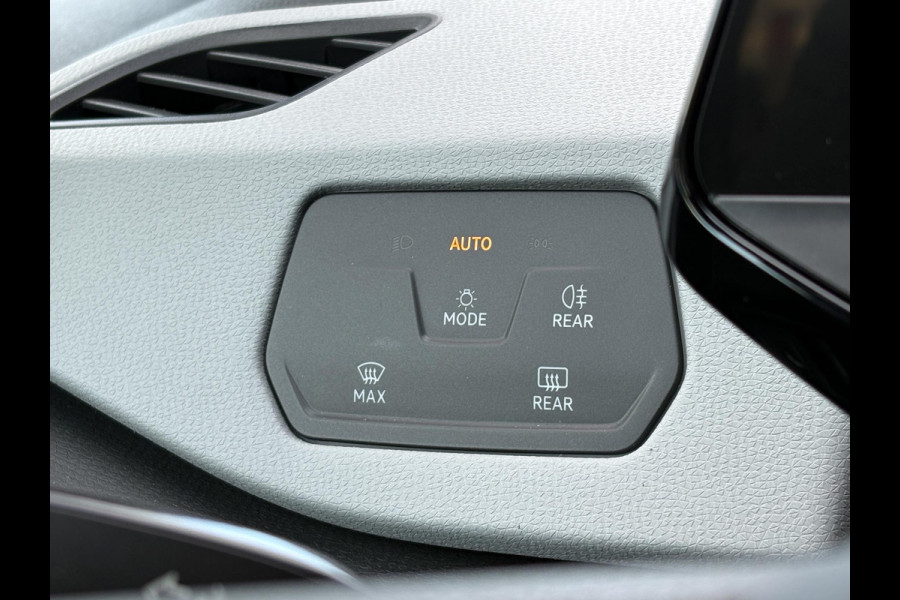 Volkswagen ID.3 Pro Edition 58 kWh | Stoel- & Stuurwielverwarming | Adaptive Cruise | Achteruitrijcamera | Climate Control | Navi |